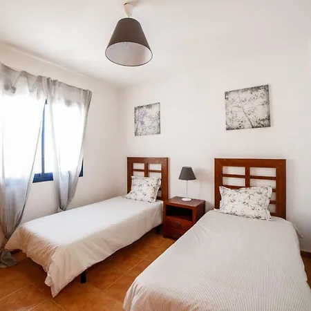 Villa Increible Con Piscina Privada, Wifi Yaiza (Lanzarote)
