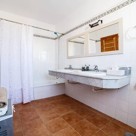 Increible Con Piscina Privada, Wifi Yaiza (Lanzarote)
